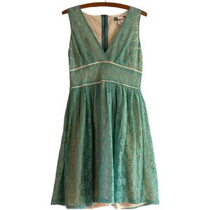 Anthropologie Flying Tomato Women's Medium Cotton Lace Mint Green Knee Length